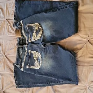 Maurices 1/2 reg juniors jeans like new